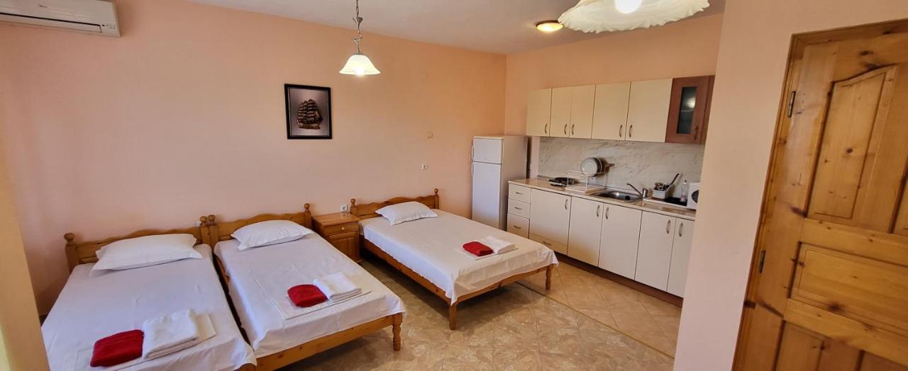 Amfora Guest House Byala  Exterior photo
