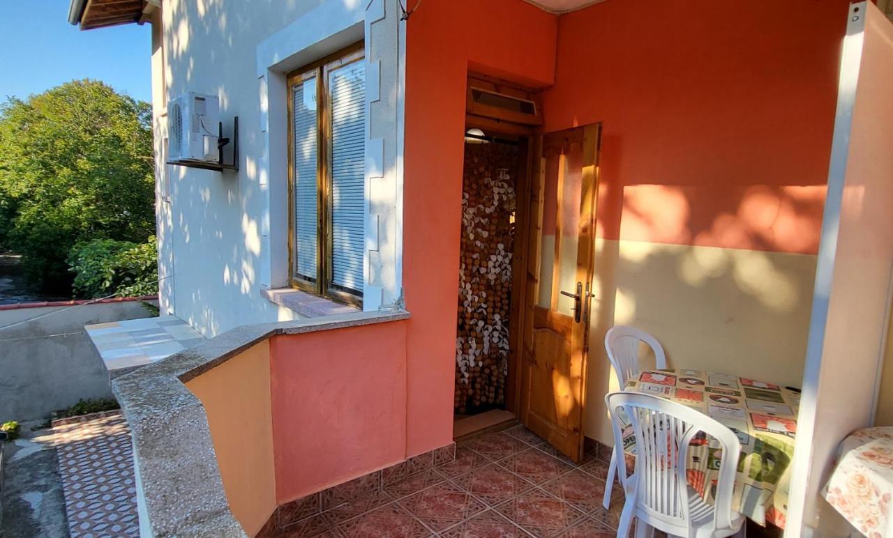 Amfora Guest House Byala  Exterior photo