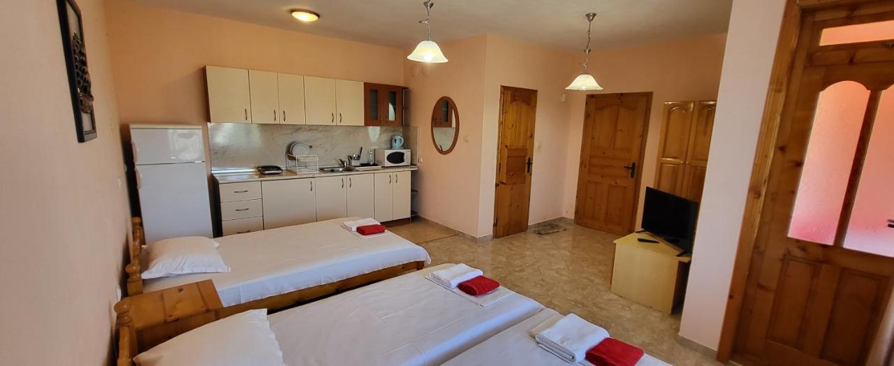 Amfora Guest House Byala  Exterior photo