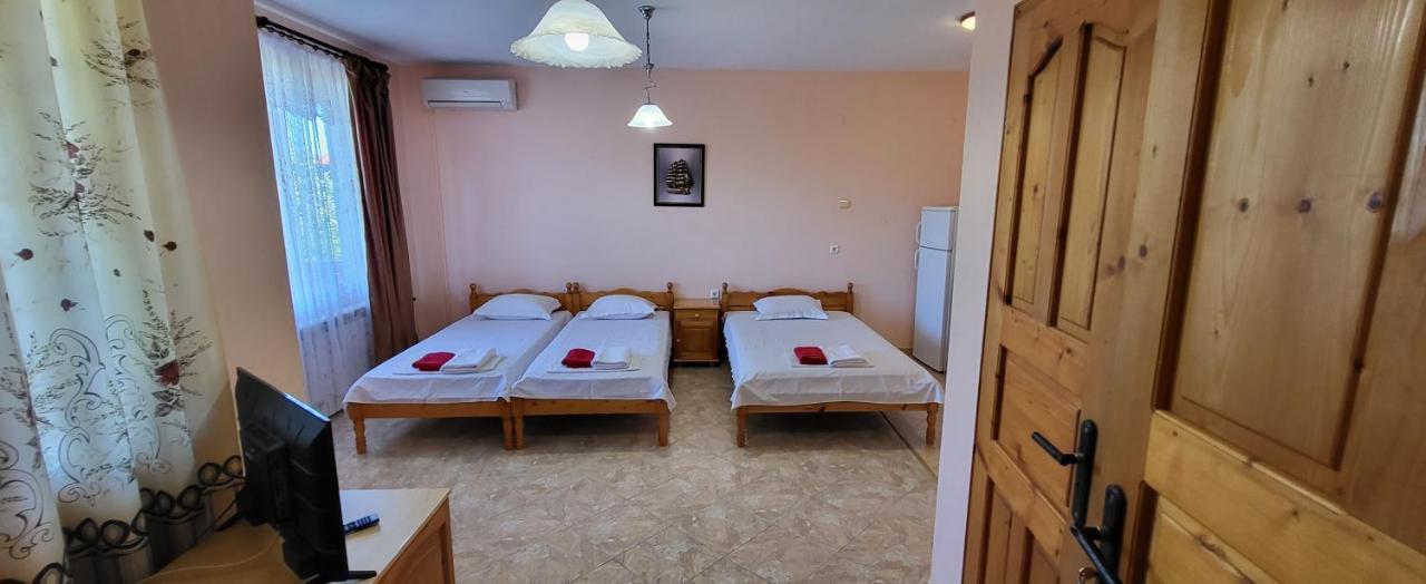Amfora Guest House Byala  Exterior photo